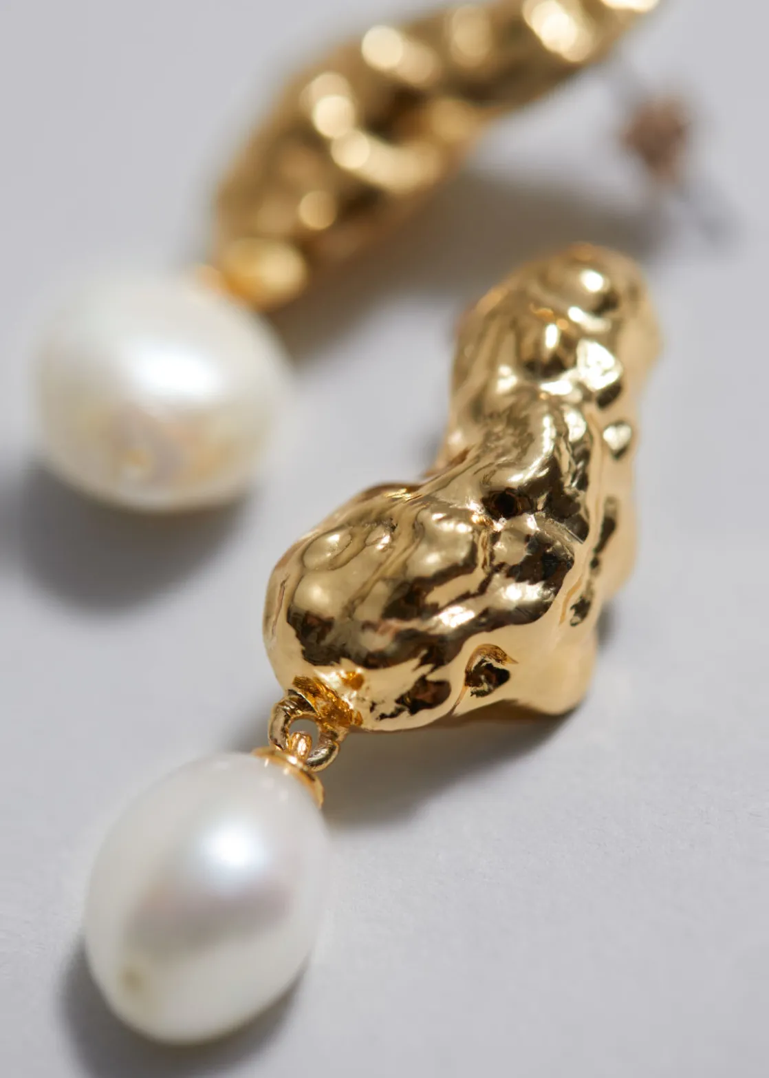 Sculpted Pearl Drop Earrings