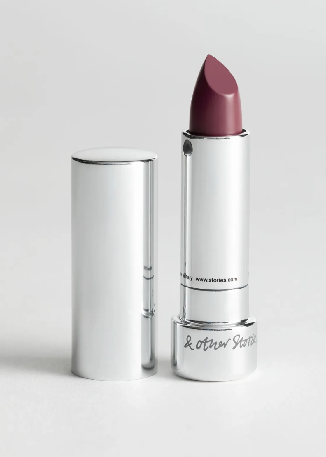 Scarlet Red Lipstick