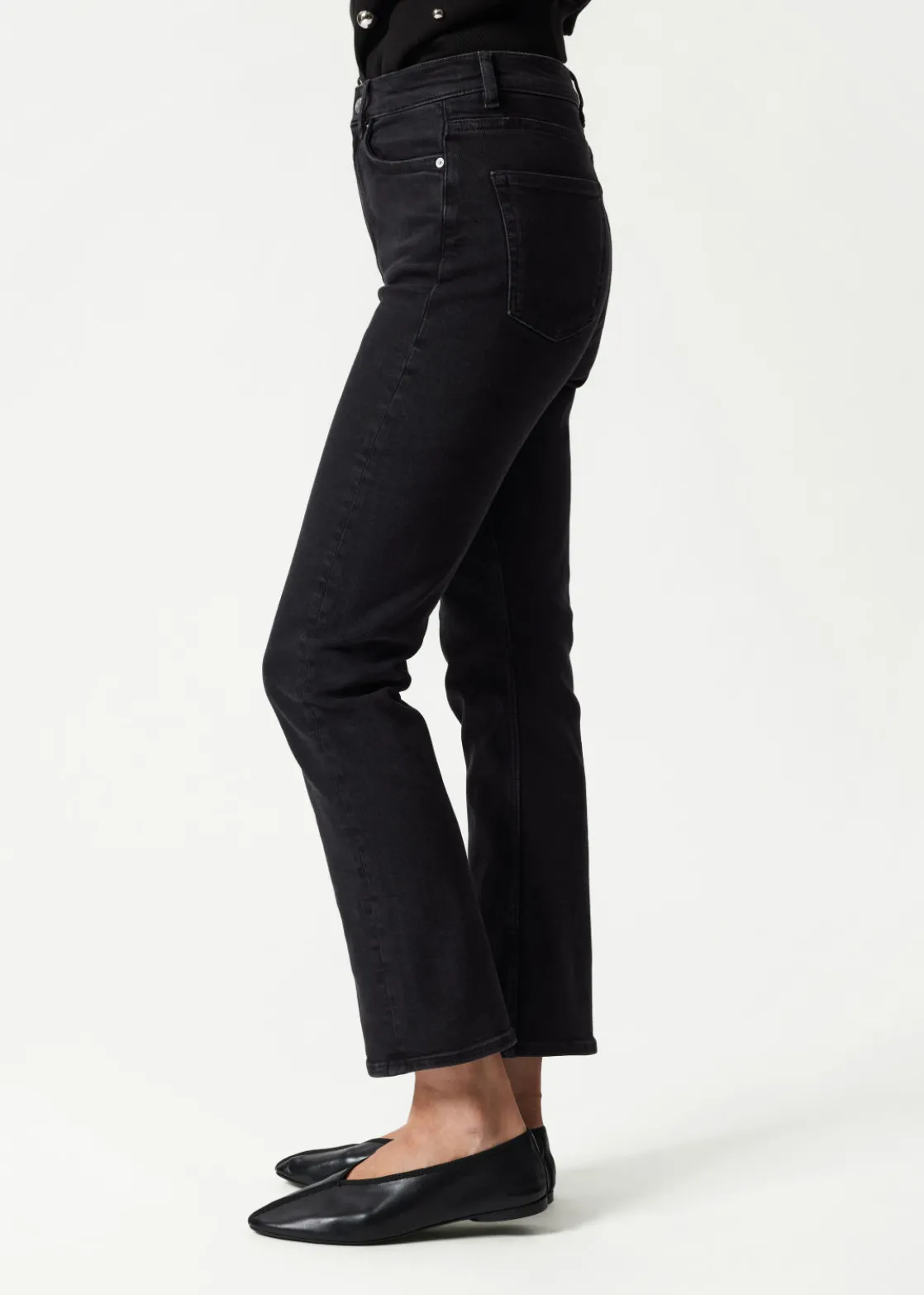 Wide Leg Cropped Jeans