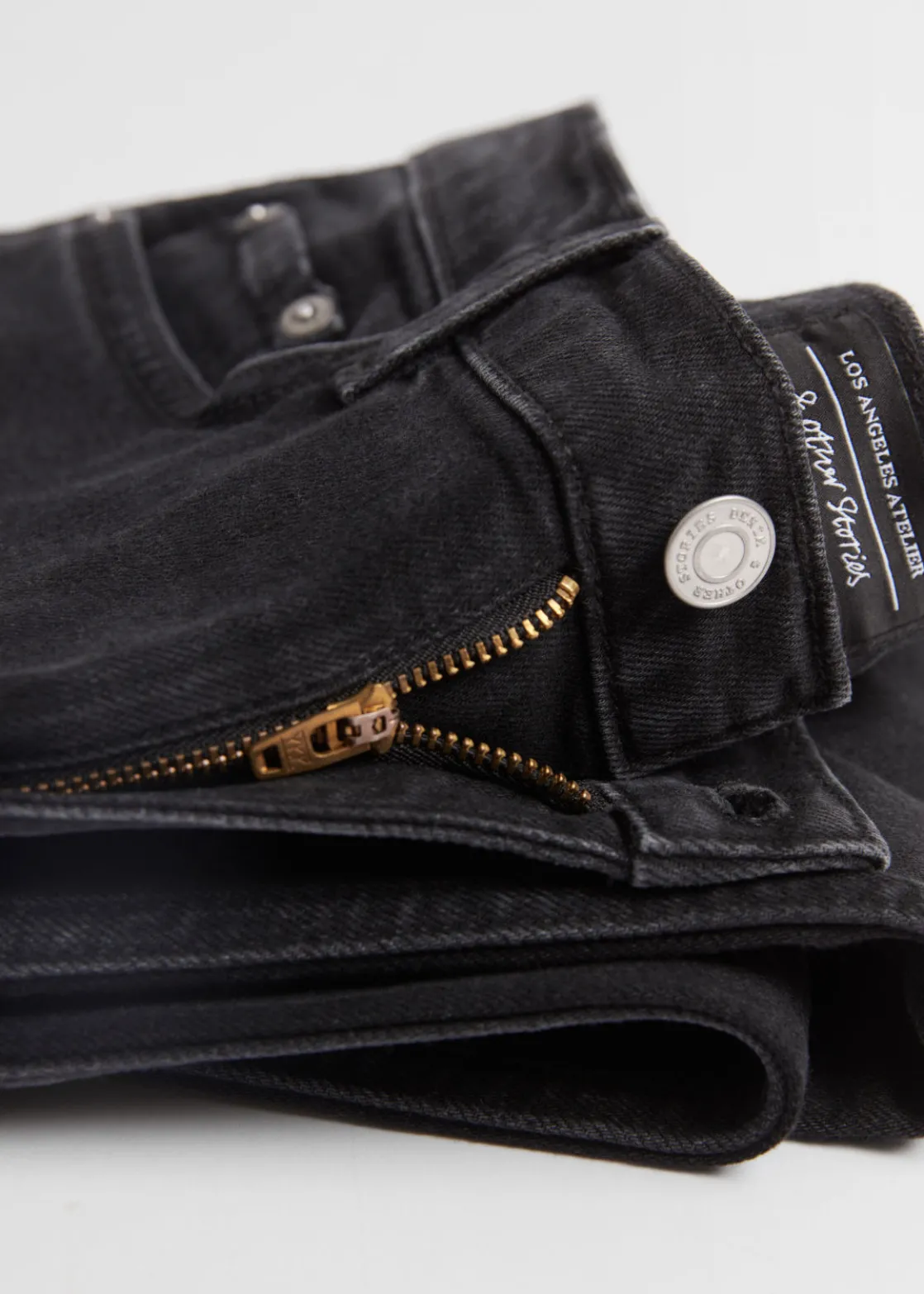 Wide Leg Cropped Jeans