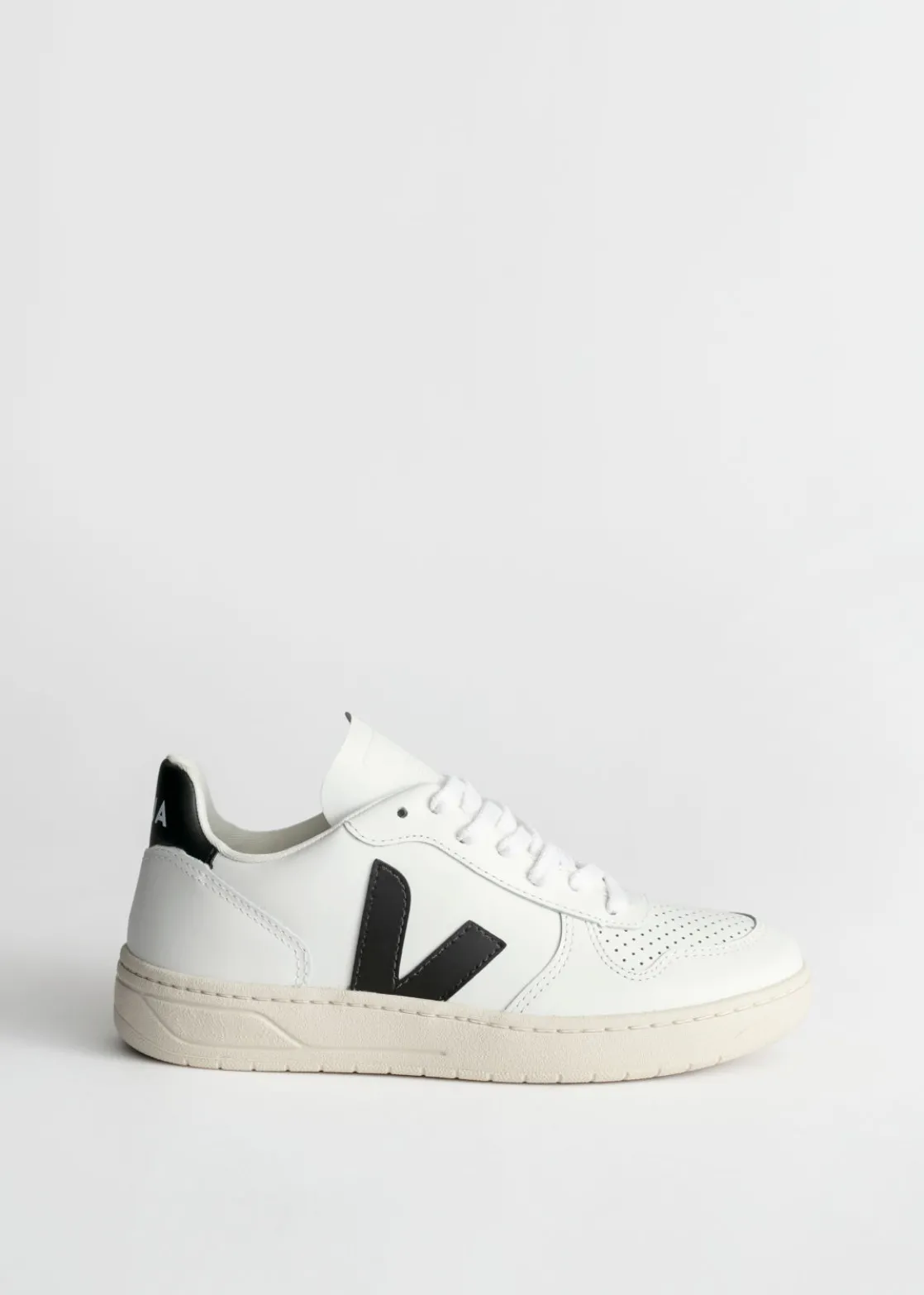 Veja V-10 Sneakers
