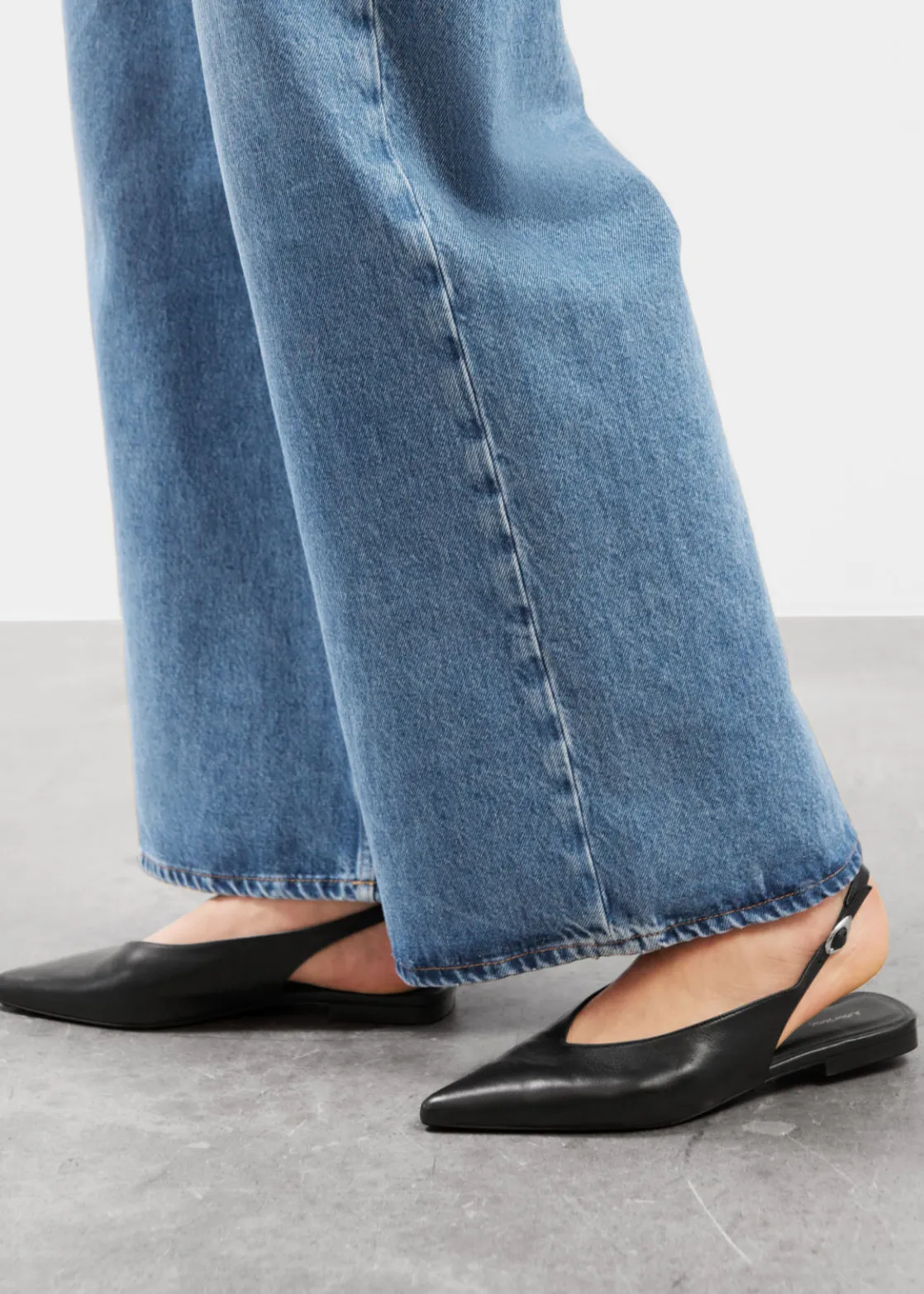 Pointed Slingback Pumps