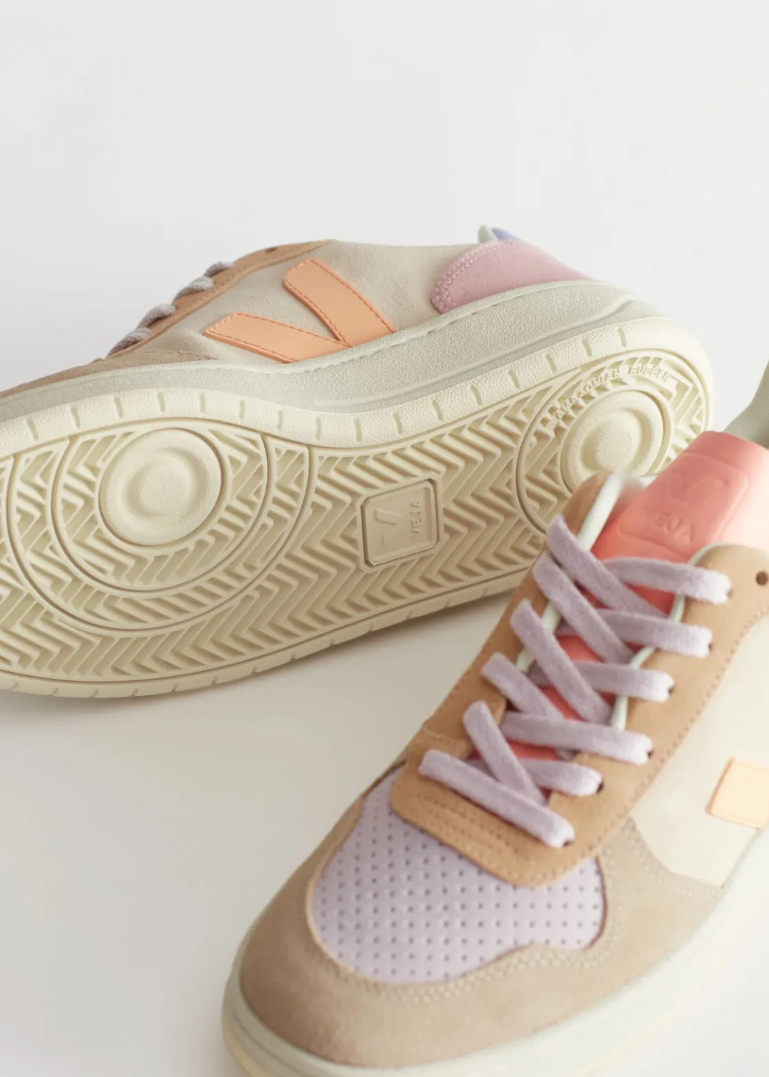 Veja V-10 Sneakers